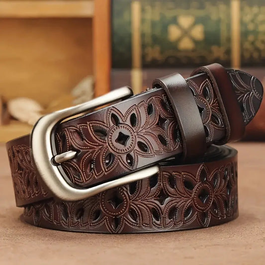 Monika's classic leather belt
